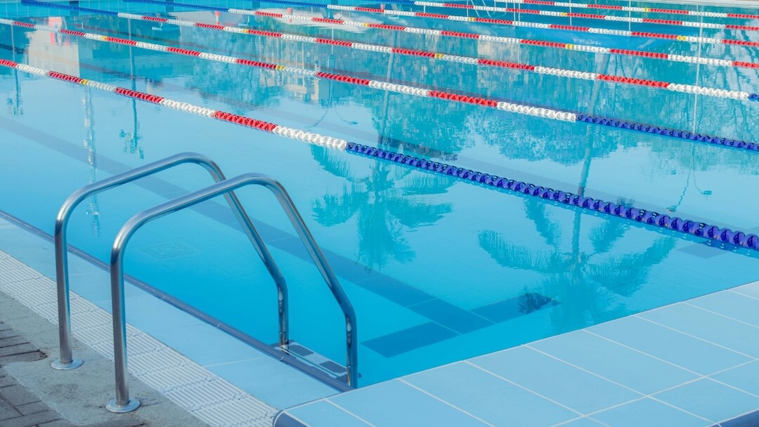 Why Does a Pool Deck Crack? Image